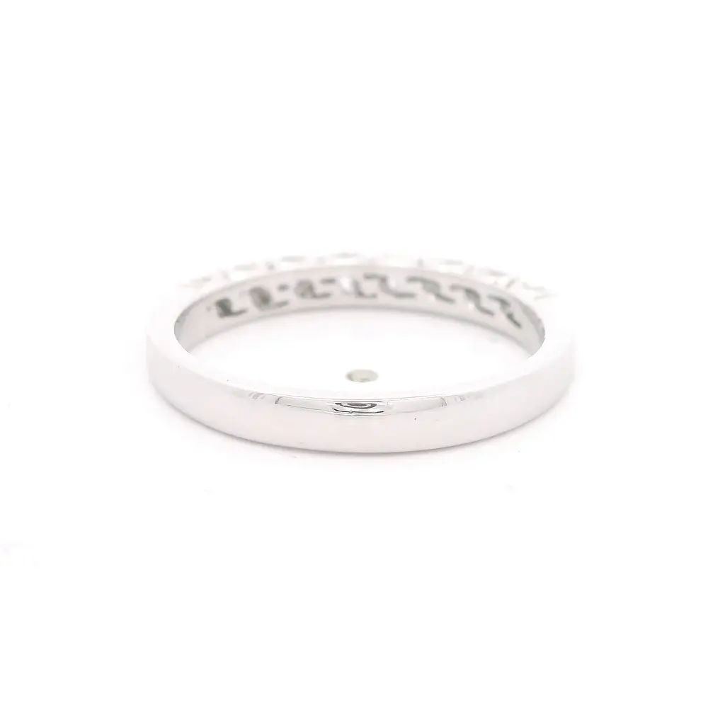 Anillo Oro Blanco 18K Cintillo con Diamantes