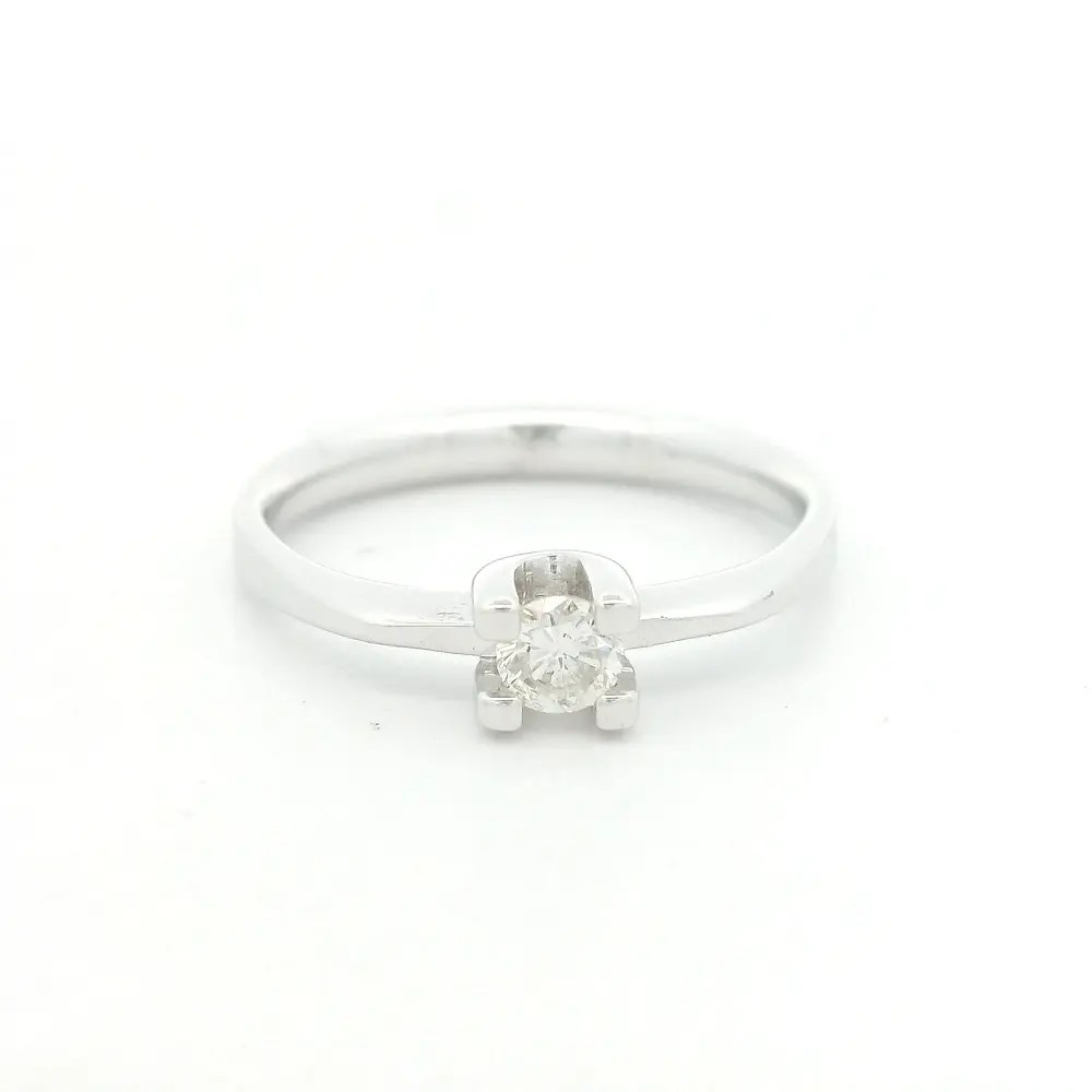 Anillo de Oro Blanco 18K Solitario Rodinado con Diamante Natural