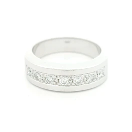 Anillo de Oro Blanco 18K Cintillo Rodinado con 7 Diamantes Naturales