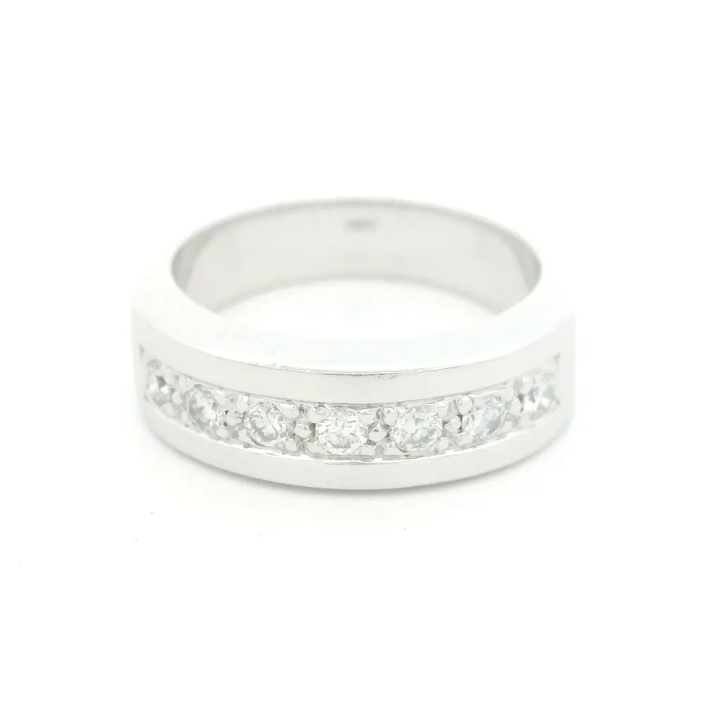 Anillo de Oro Blanco 18K Cintillo Rodinado con 7 Diamantes Naturales