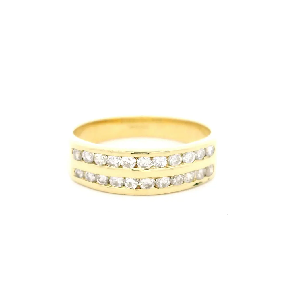 Anillo Oro 18K Cintillo con Diamantes
