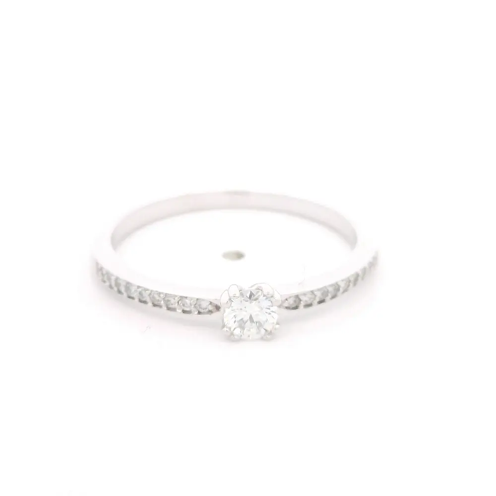 Anillo Oro 18K Solitario con Diamantes