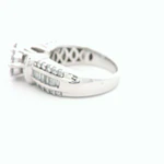 Anillo Oro 14K Flor con Diamantes