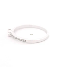 Anillo Oro 18K Solitario con Diamantes