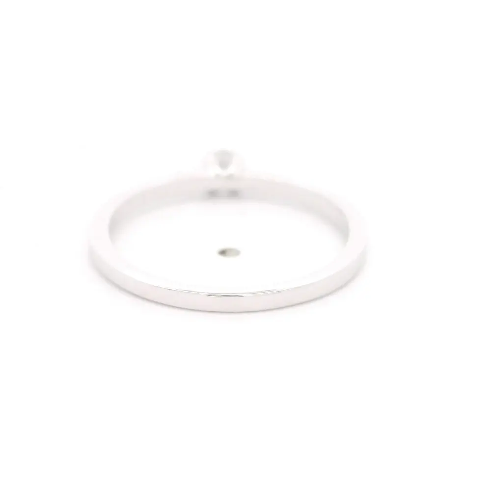 Anillo Oro 18K Solitario con Diamantes