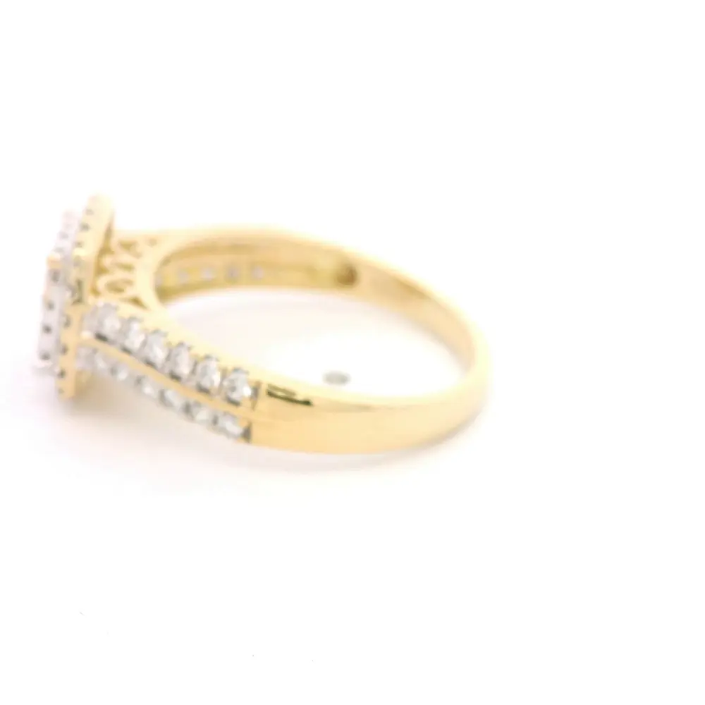 Anillo Oro 18K Sello con Diamantes