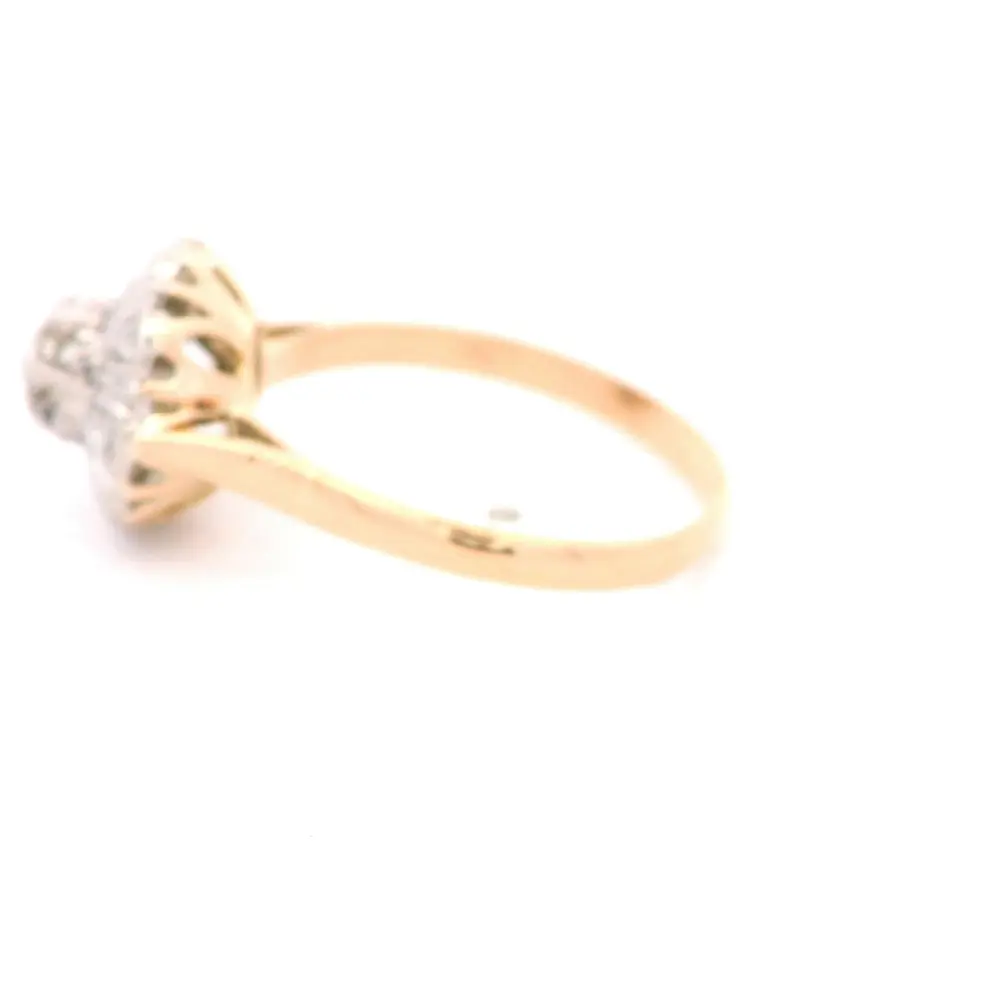 Anillo Oro 18K Flor con Diamantes