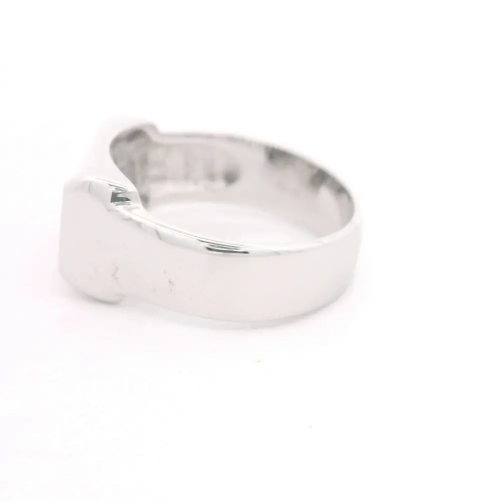 Anillo Oro 18K Sello con Diamantes