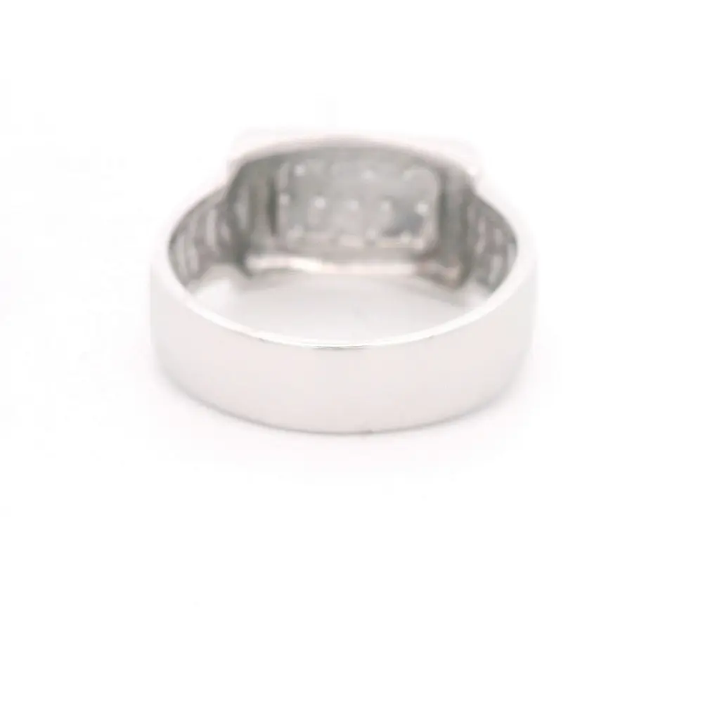 Anillo Oro 18K Sello con Diamantes