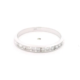 Anillo Oro 18K Cintillo con Diamantes