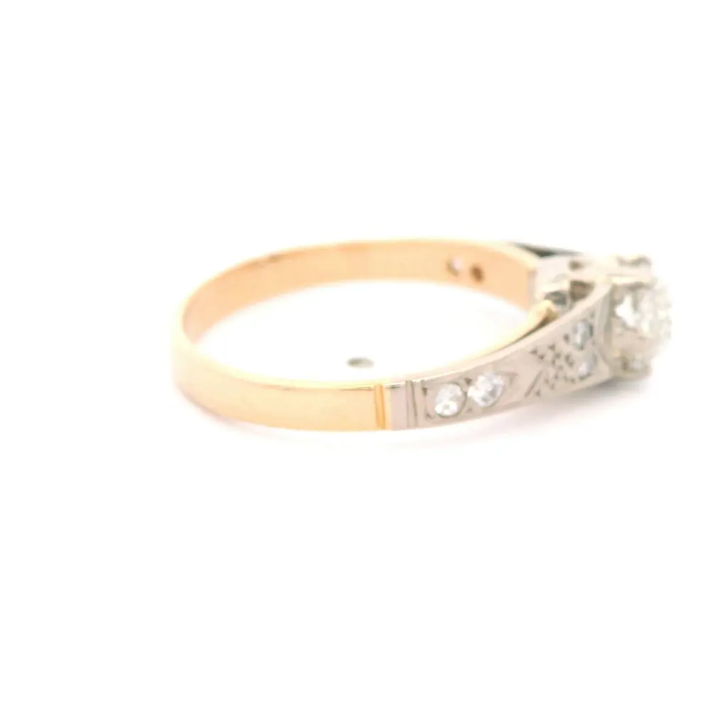 Anillo Oro 18K Solitario con Diamante