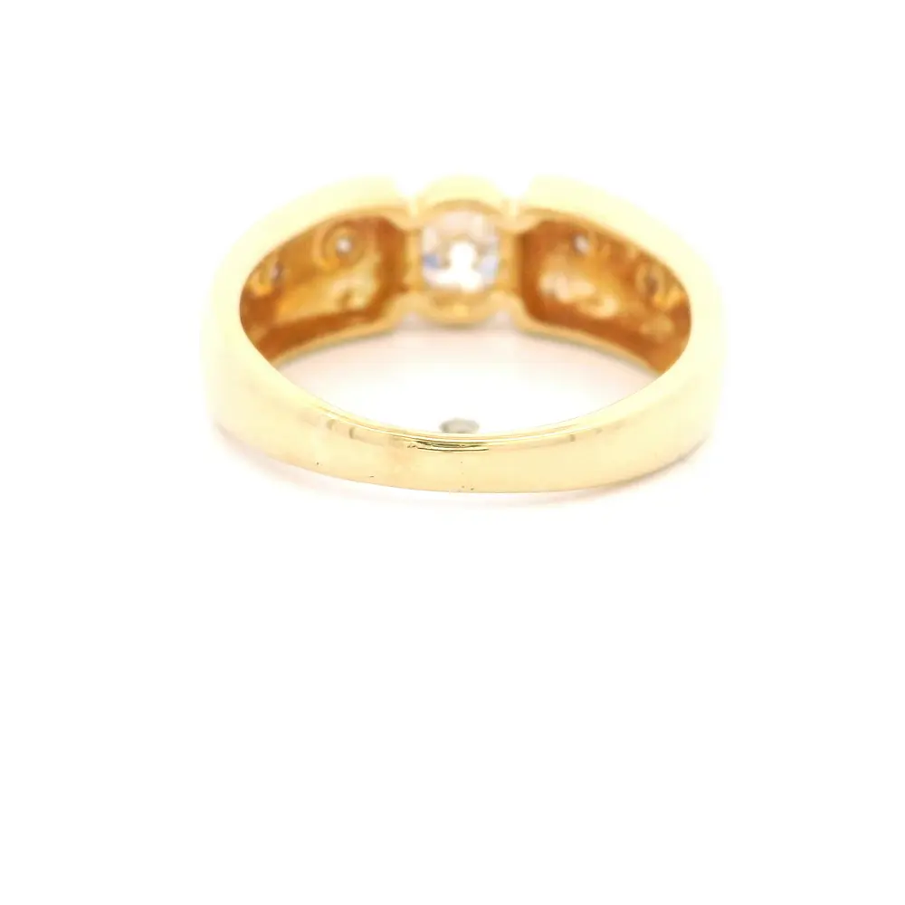 Anillo Oro 18K Bombe con Diamante