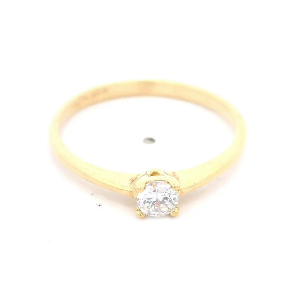 Anillo de Oro Amarillo 18K Solitario con 1P Incolora