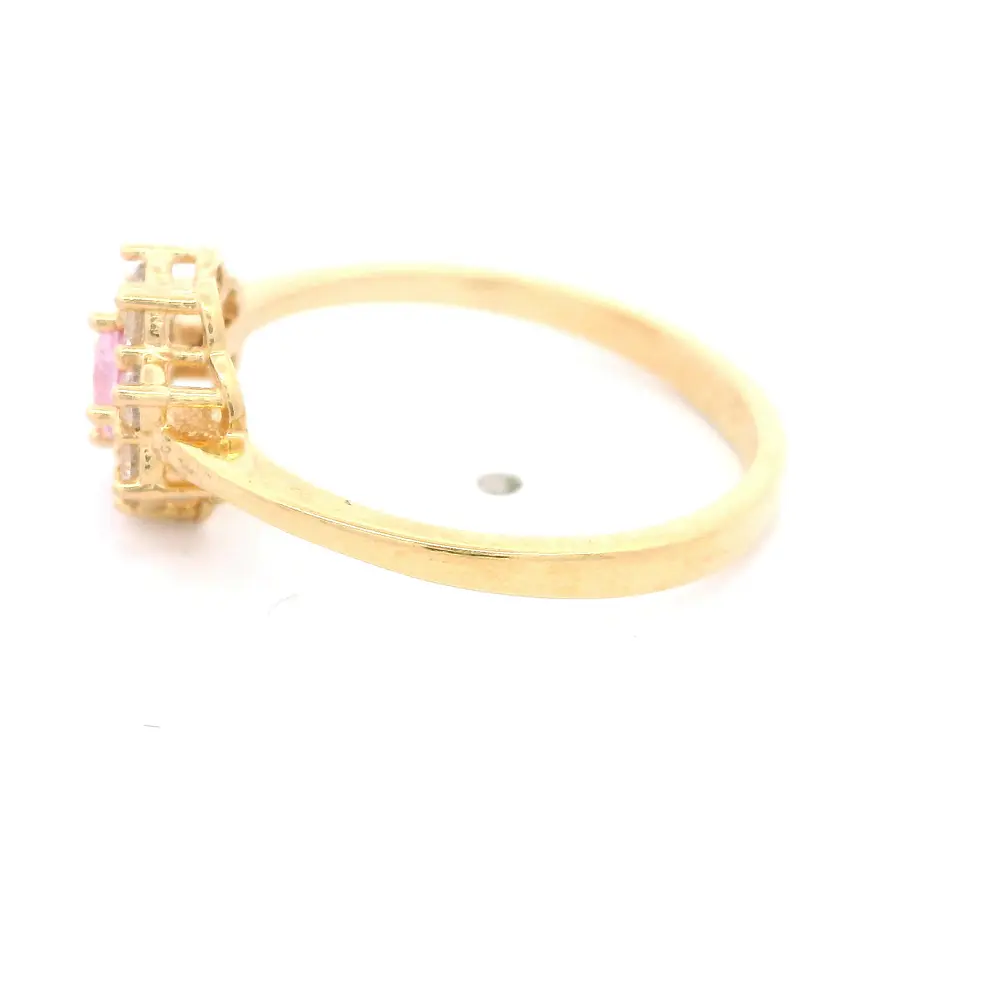 Anillo de Oro Amarillo 18K Flor con 1P Rosada y MCP Incoloras