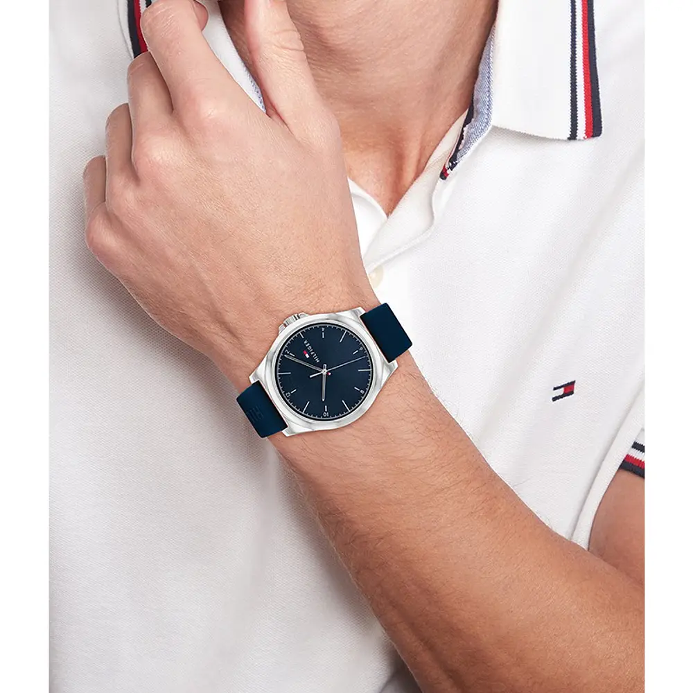 Reloj Tommy Hilfiger Norris Código 1710616 para Hombre – Silicona Azul y Caja de Acero Inoxidable