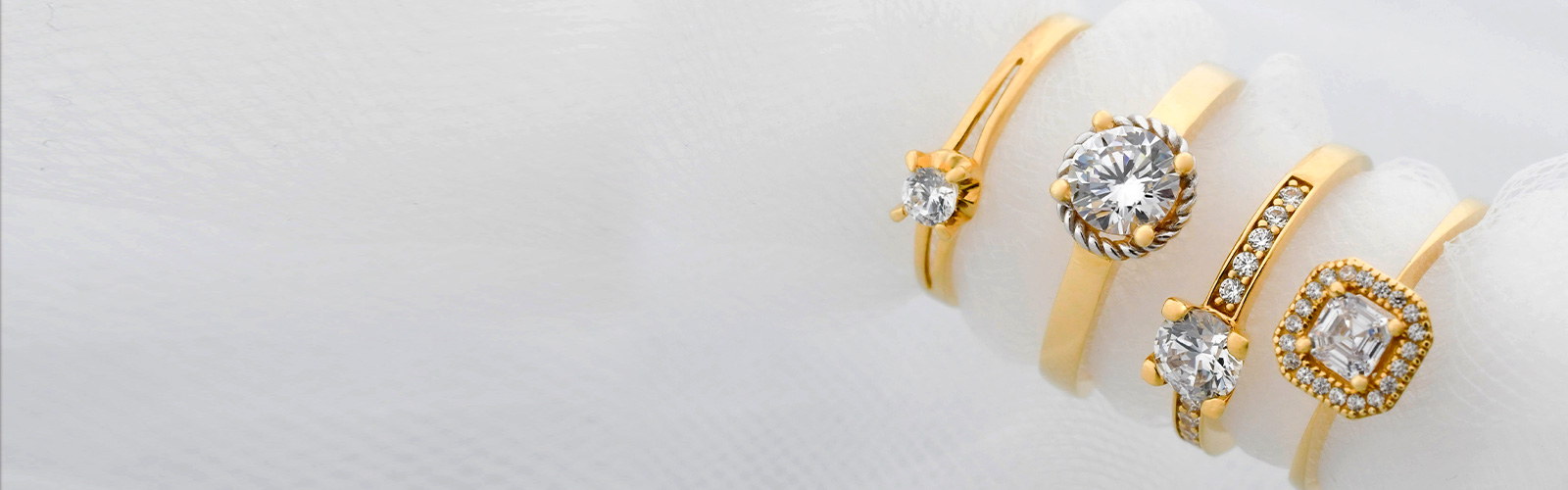 Anillos De Oro Con Diamantes en Aurus Joyería
