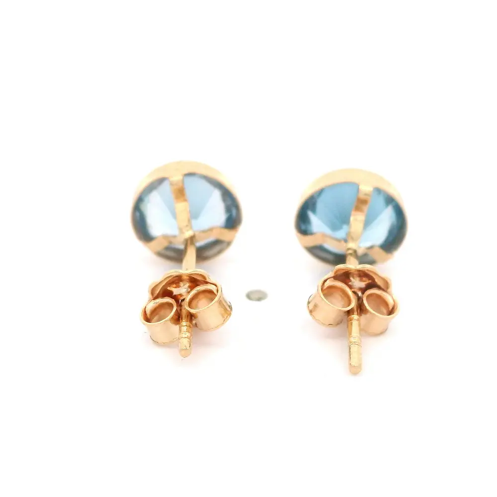 Aros De Oro Amarillo 18K Punto de Luz Piedra Celeste