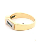 Anillo Cintillo Triangular de Oro Amarillo 18K con Diamante