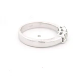 Anillo Cintillo Rodinado de Oro Blanco 18K con 3 Diamantes
