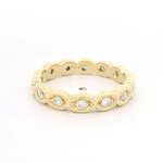 Anillo Cintillo Infinito Oro Amarillo 18K  Con Diamantes