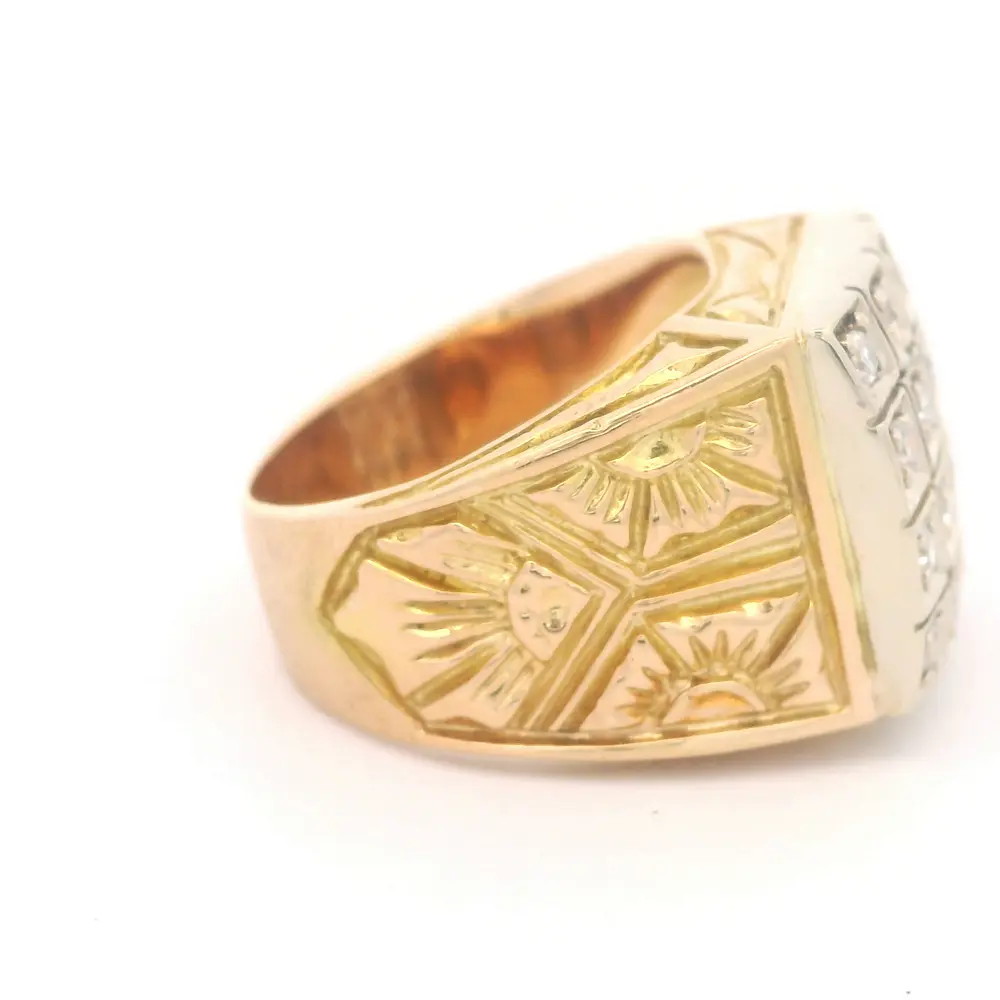 Anillo Sello Dos Oros 18K  Con  Diamantes