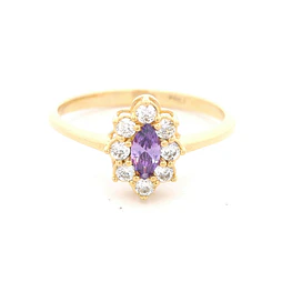 Anillo Lady Di Oro Amarillo 18K Con Piedra Morada y Piedras Incoloras