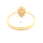 Anillo Lady Di Oro Amarillo 18K Con Piedra Morada y Piedras Incoloras