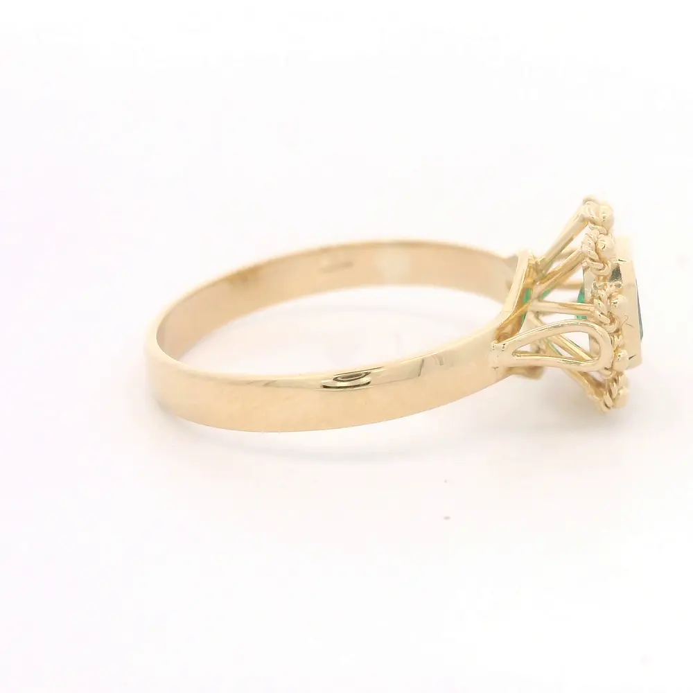 Anillo Flor Oro Amarillo 18K Con Esmeralda Cuadrada