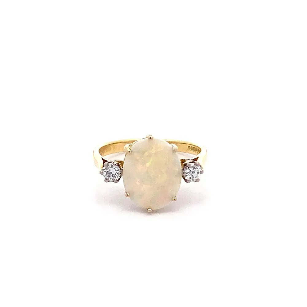 Anillo Sello de Oro Amarillo 18K con Nácar y 2 Diamantes Naturales