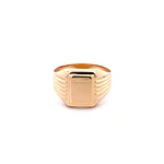 Anillo Sello con Tallado Lateral de Oro Amarillo 18K