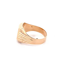 Anillo Sello con Tallado Lateral de Oro Amarillo 18K