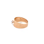 Anillo Bombé de Oro Amarillo 18K con Piedra Incolora