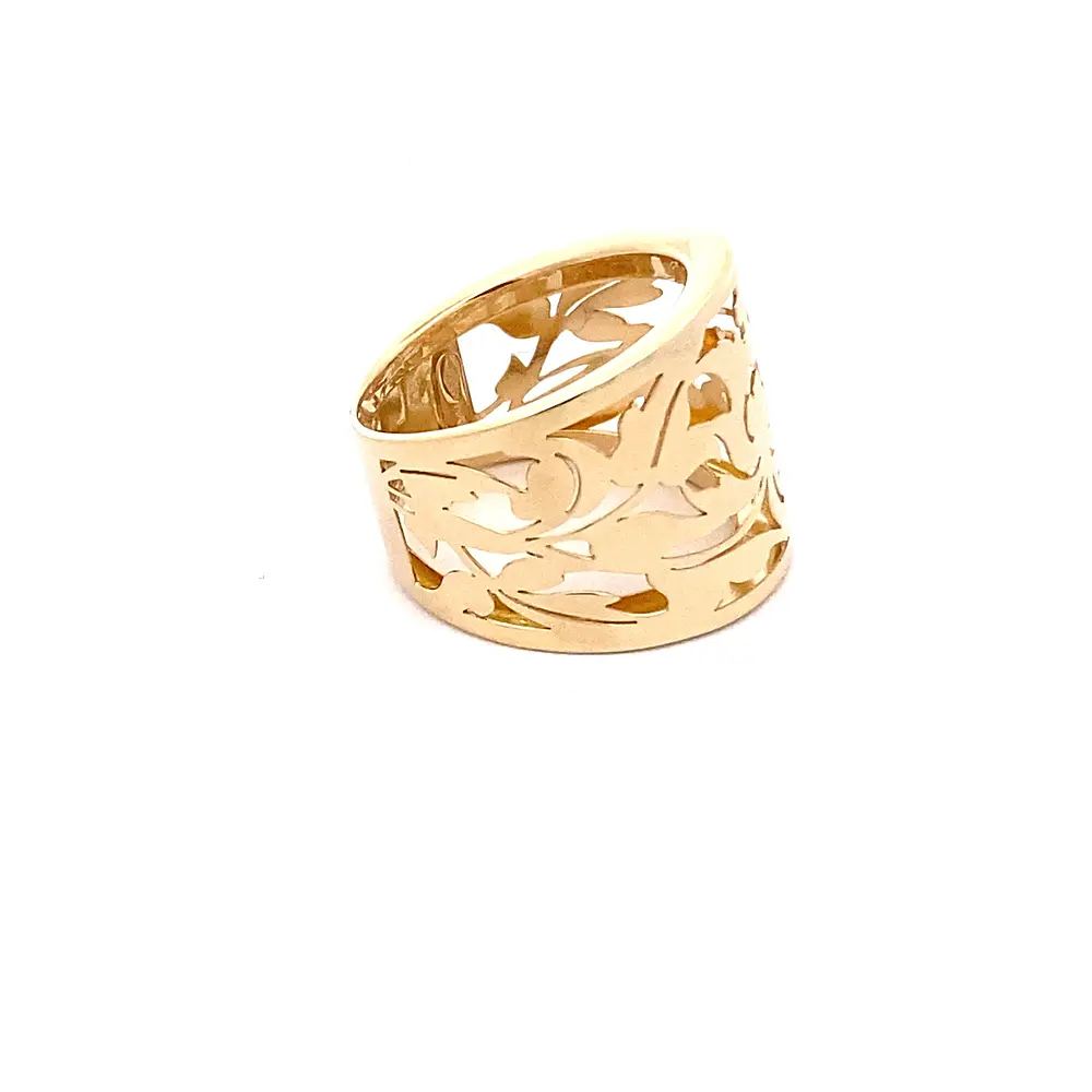 Anillo Bombé Calado Hojas de Oro Amarillo 18K
