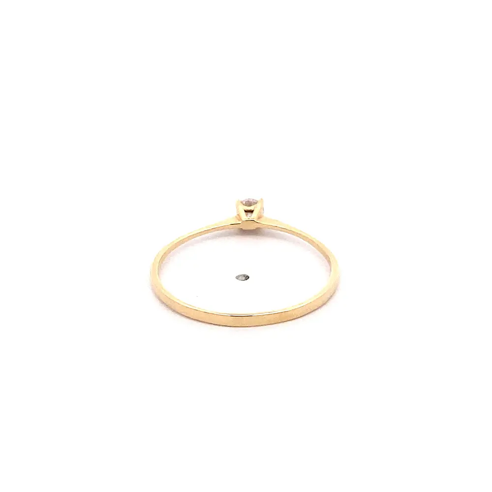 Anillo Solitario de Oro Amarillo 18K con Piedra Incolora