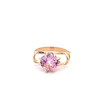 Anillo Calado de Oro Amarillo 18K con Piedra Rosada