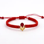 Pulsera De Hilo Rojo Con Dije Copihue De Oro Amarillo 18K