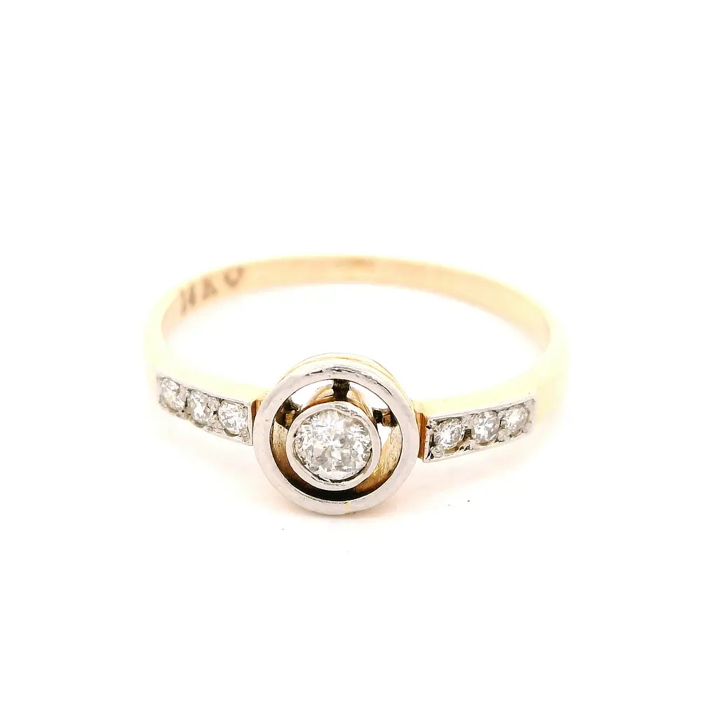 Anillo Halo De Oro 14K Con 7 Diamantes