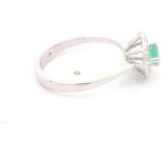 Anillo Halo De Oro Blanco 18K Con Diamantes y Piedra Verde