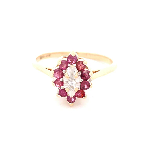Anillo Lady Di De Dos Oros 10K Con Diamante y Piedras Fucsias