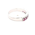 Anillo Doble Cintillo De Oro Blanco 18K Con Diamantes y Rubíes Rosa