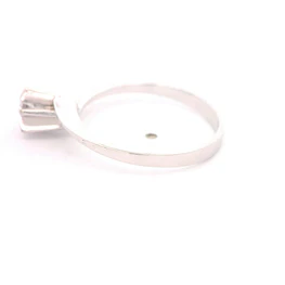 Anillo Solitario Flor De Oro Blanco 18K Con Diamante Natural