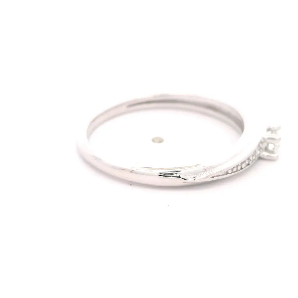Anillo Cintillo Solitario De Oro Blanco 18K Con 7 Diamantes