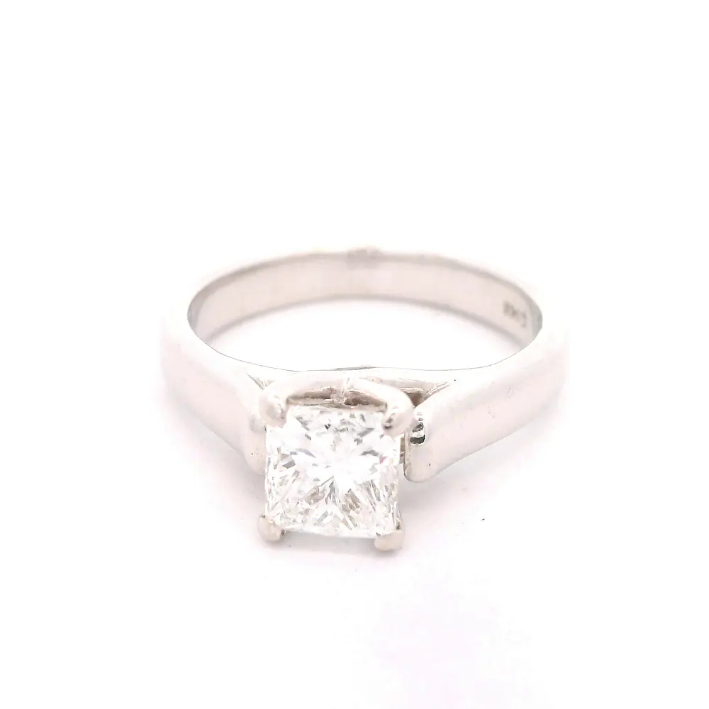 Anillo Solitario Cuadrado De Oro Blanco 14K Con Diamante Princess