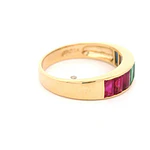 Anillo Cintillo De Oro 18K Con Diamantes, Esmeraldas, Zafiros y Rubíes