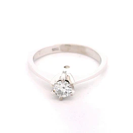 Anillo Solitario Flor De Oro Blanco 18K Con Diamante Natural