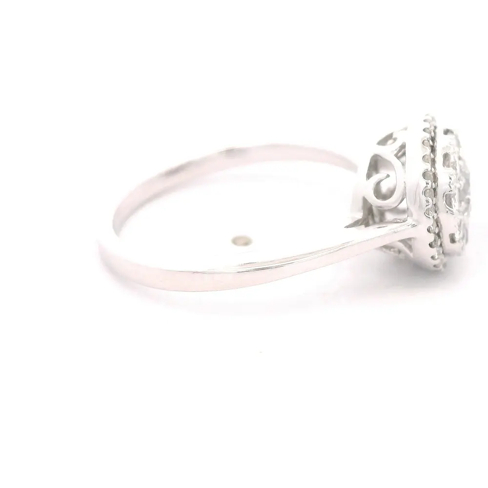 Anillo Halo De Oro Blanco 14K Con 39 Diamantes