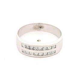 Anillo Doble Cintillo De Oro Blanco 18K Con 16 Diamantes Princess
