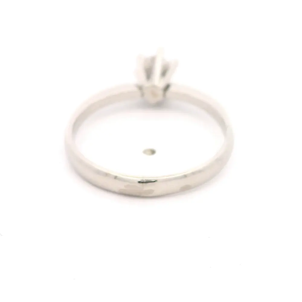 Anillo Solitario Flor De Platino Con Diamante Natural