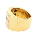 Anillo Bombé Mateado De Dos Oros 18K Con 12 Diamantes