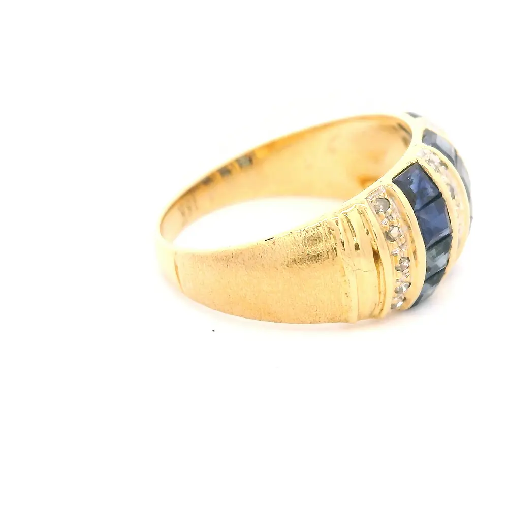 Anillo Bombé De Oro 18K Con Diamantes Naturales y Zafiros